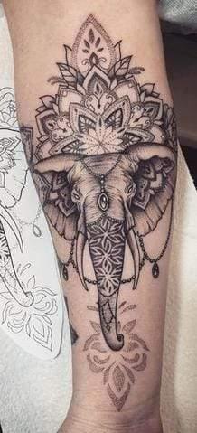 Tatouage Mandala Elephant