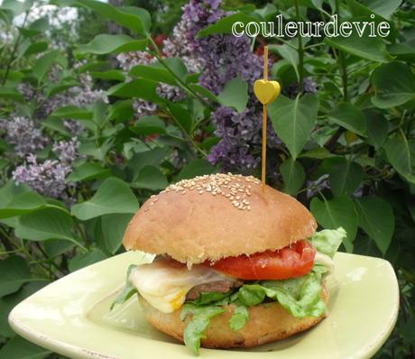 Hamburger au poulet sauce béarnaise et hamburger classique – recette du pain à hamburger
