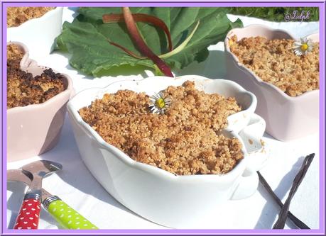 Crumble mangue et rhubarbe