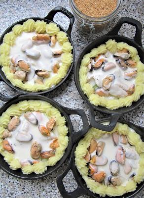 Filets de colin aux moules & aux champignons Filets de colin aux moules & aux champignons