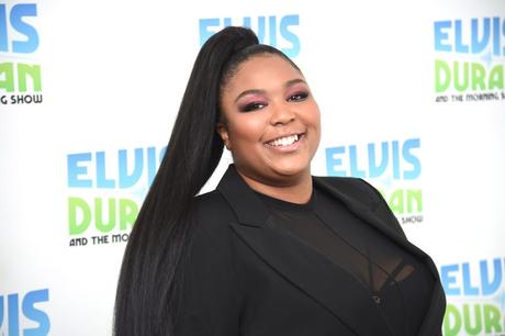 Bière artisanale – Lizzo est devenue tellement «accro» à se voir avec du maquillage qu’elle se sentait «laide» sans lui

 – Bière blonde