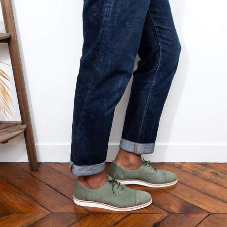 Derbies pour homme Miss Kiwi en nubuck vert kaki - 169€ Derbies pour homme Miss Kiwi en nubuck vert kaki - 169€