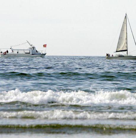 #NORMANDIE - Hervé Morin lance une pétition pour la réouverture des plages dès le 11 mai ! #Libereznosplages #Rendeznouslamer