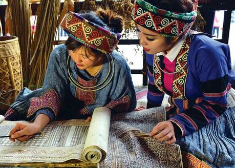 Vang Thi Mai et ses tisserands H’mongs