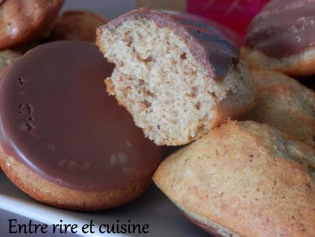 Madeleines en coque de chocolat (à la farine semi-complète)