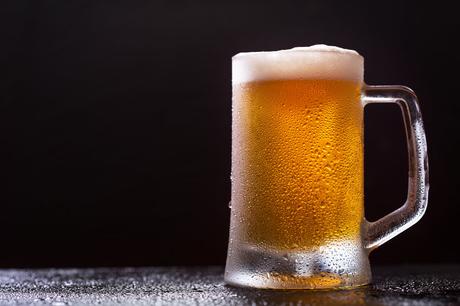 Craft beer – [PICTURES] SAB commence à déverser des millions de bouteilles de bière
 – Bière blonde