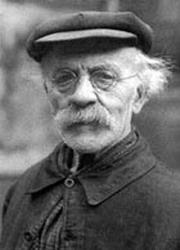 13/05/2020 – DÉCONFINEMENT JOUR J+2. Le petit cadeau de la Section… « L’INTERNATIONALE » sous toutes ses formes… Aujourd’hui : parole et musique, les  6 couplets et comment s’abonner à « L’HUMA » et « LA MARSEILLAISE OCCITANIE » (Cliquer pour voir la s...