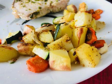 Journal de bord du déconfinement #62 Coronavirus – Espadon au pistou de persil et légumes au four