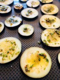 Journal de bord du déconfinement #63 Coronavirus – Paninis aux aubergines confites et mozzarella – Dab éternuement