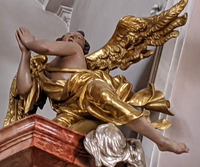 Engel in Mittenwald / Les anges de Mittenwald (2)  26 Bilder / 26 Photos