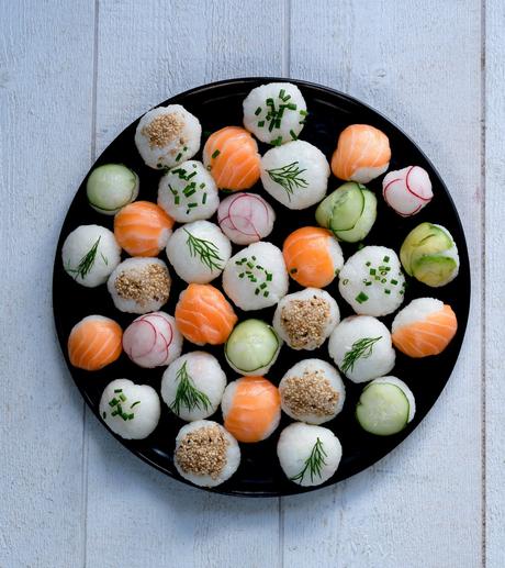 idée pour un pique nique , petits sushis , sushis maison