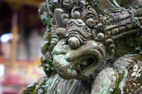 Ubud stories #7 : Pura Taman Kemuda Saraswati — Des monstres, des lotus et le Barong