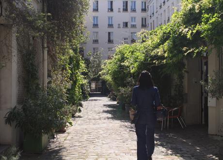 Promenade ensoleillée dans le 11ème arrondissement de Paris