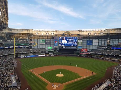 Bière artisanale – 7 stades MLB en 11 jours: partie 4, Miller Park à Milwaukee

 – Houblon