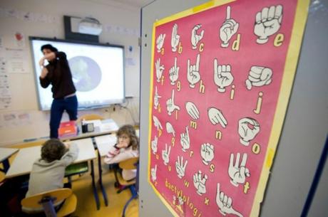 Les interprètes en langue des signes à la une des médias