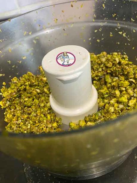 Pâtes au pesto de menthe et asperges vertes