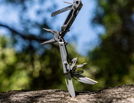 Craft beer – Près de 200 brasseurs collaborent sur une bière pour soutenir les communautés noires • Gear Patrol
 – Mousse de bière