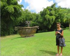 ICF Devant la Vision des Vaincus de Victor Anicet dans les jardins de l'Habitation Saint - Etienne