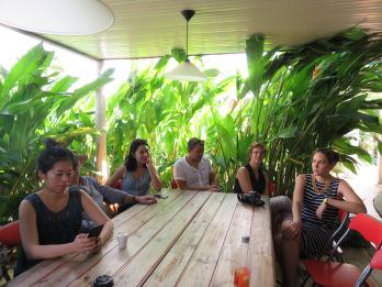 ICF Dans le patio , visite de l'atelier d'Ernest Breleur