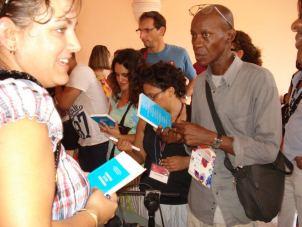 Curating in the Caribbean Présentation au Centre Wifredo Lam pendant la Biennale de La Havane de Curating in the Cribbean, ouvrage collectif, ,initié et coordonné par Barbade 2012