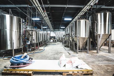 Craft beer – La Théorie de la Brasserie d’Orlando annonce de nouveaux partenaires majeurs Shipyard Brewing et JDub’s Brewing Company
 – Houblon