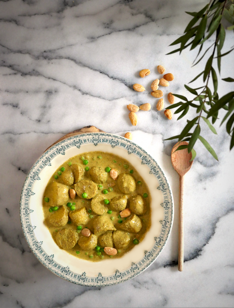 ﻿Curry crémeux de Pommes de Terre de Primeur façon Korma