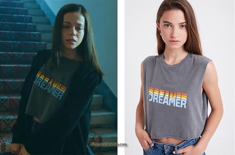 CURON : le t-shirt “Dreamer” de la jeune Anna dans le premier épisode