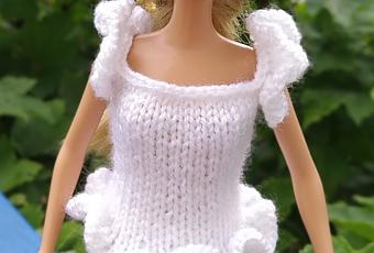 Tricoter une robe de mariée pour Barbie | À Voir