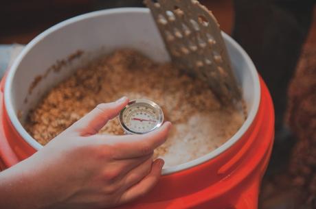 Bière artisanale – Comment lire une recette et préparer votre infusion

 – Bière noire