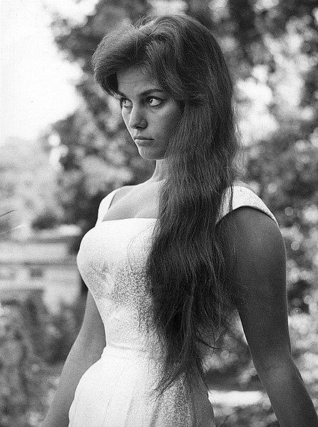 CLAUDIA CARDINALE CLAUDIA CARDINALE