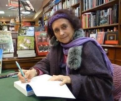 La demoiselle à l’éventail, de Lyliane Mosca La demoiselle à l’éventail, de Lyliane Mosca