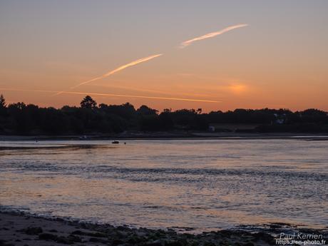 aube du côté de l'écluse du Gwaker à Saint-Goazec #Bretagne #Finistère