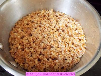 Salade d'épeautre à la vinaigrette à la Rhubarbe (Vegan)