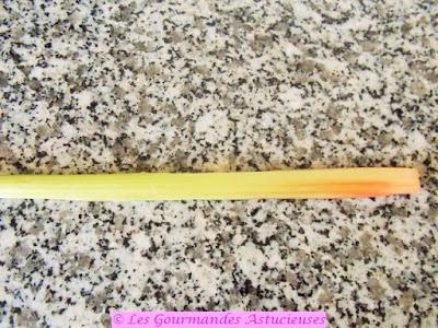 Salade d'épeautre à la vinaigrette à la Rhubarbe (Vegan)