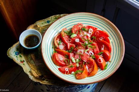 Soleil levant – Salade de tomate japonisante