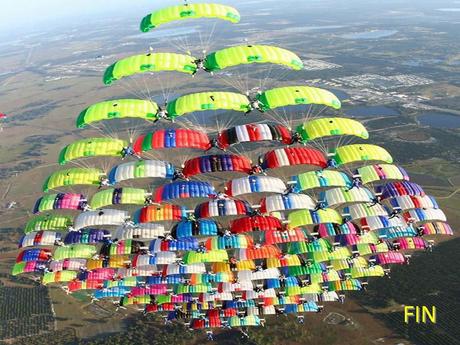 Divers - Les parachutistes