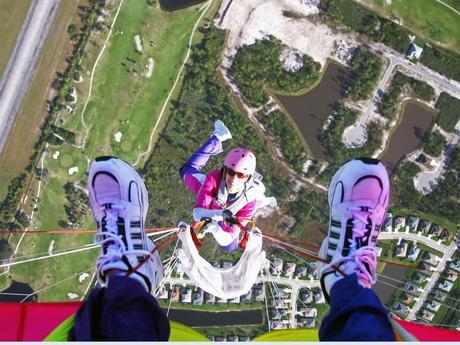 Divers - Les parachutistes