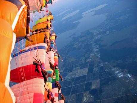 Divers - Les parachutistes