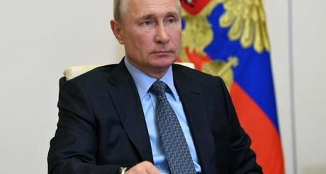 Russie : L’accès au Kremlin et à la résidence du président Poutine protégé par un tunnel de désinfection