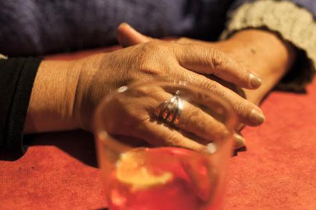 et dans son faible et dans son fort