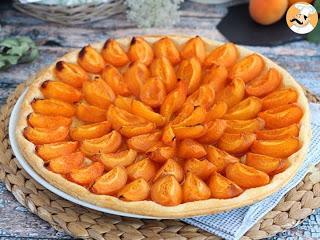 Tarte feuilletée aux abricots