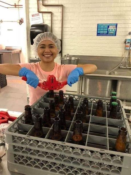 Bière artisanale – Filipina transforme le Durian en bière probiotique »Manila Bulletin Lifestyle
 – Malt