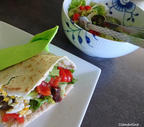 Sabich - Pain pita garni Sabich - Pain pita garni