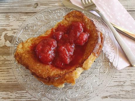Brioche-perdue-fraises -au-menu-du-jour