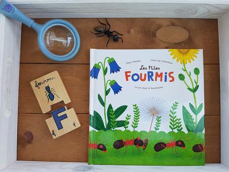 Les P'tites fourmis de Fleur Daugey et Chloé du Colombier Les P'tites fourmis de Fleur Daugey et Chloé du Colombier