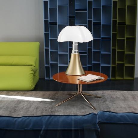 Lampe design Pipistrello : le génie de Gaetana Aulenti au service de la maison Martinelli Luce Pipistrello Medium