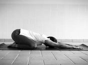 postures yoga pour destresser