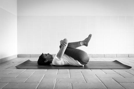 postures yoga pour destresser