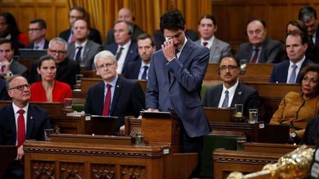 Décorations & Distractions Décorations & Distractions