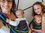 Porter bébé grâce portage physiologique